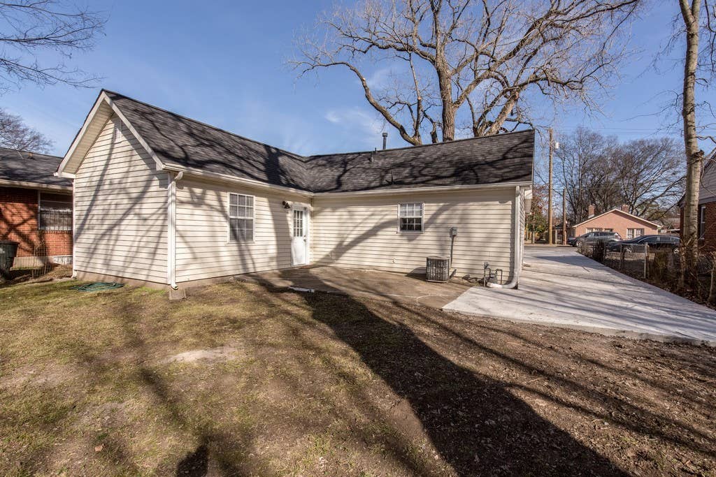 Private 1 Bed_living unit Nashville