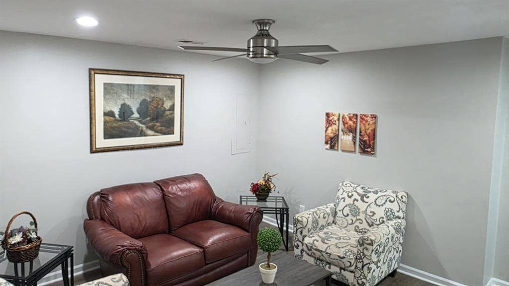 Private 1 Bed_living unit Nashville