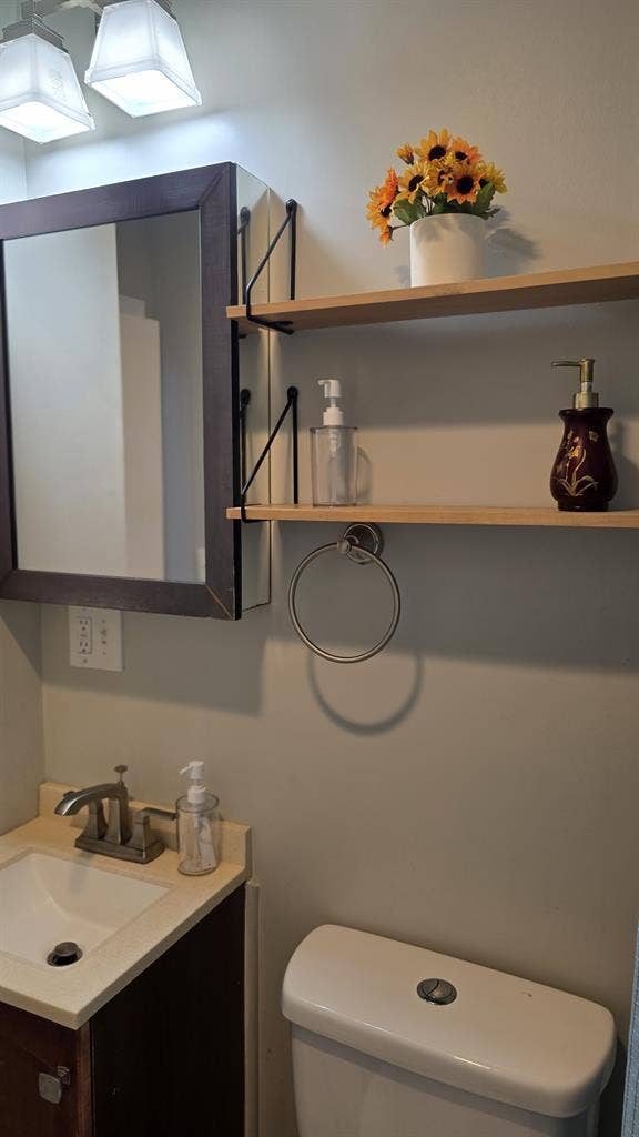 Private 1 Bed_living unit Nashville