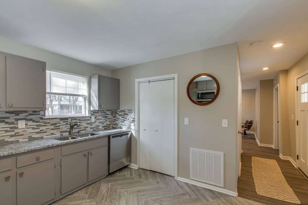 Private 1 Bed_living unit Nashville