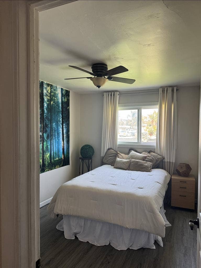 MODERN LIVING PRIVATE ROOM FOR RENT