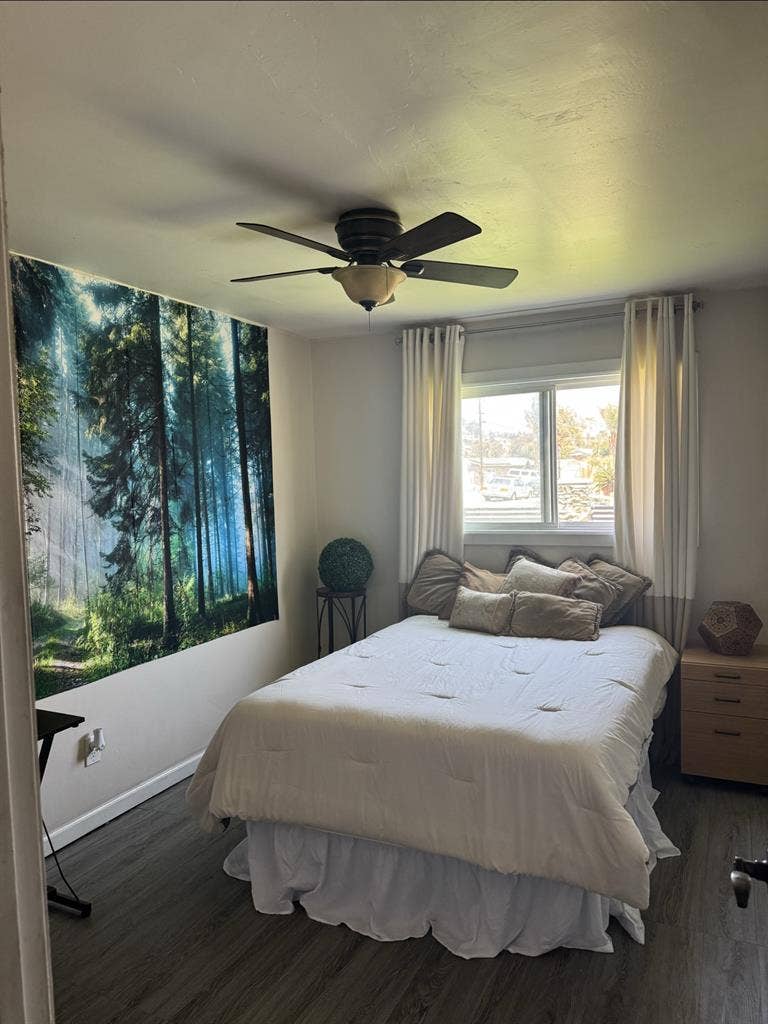 MODERN LIVING PRIVATE ROOM FOR RENT