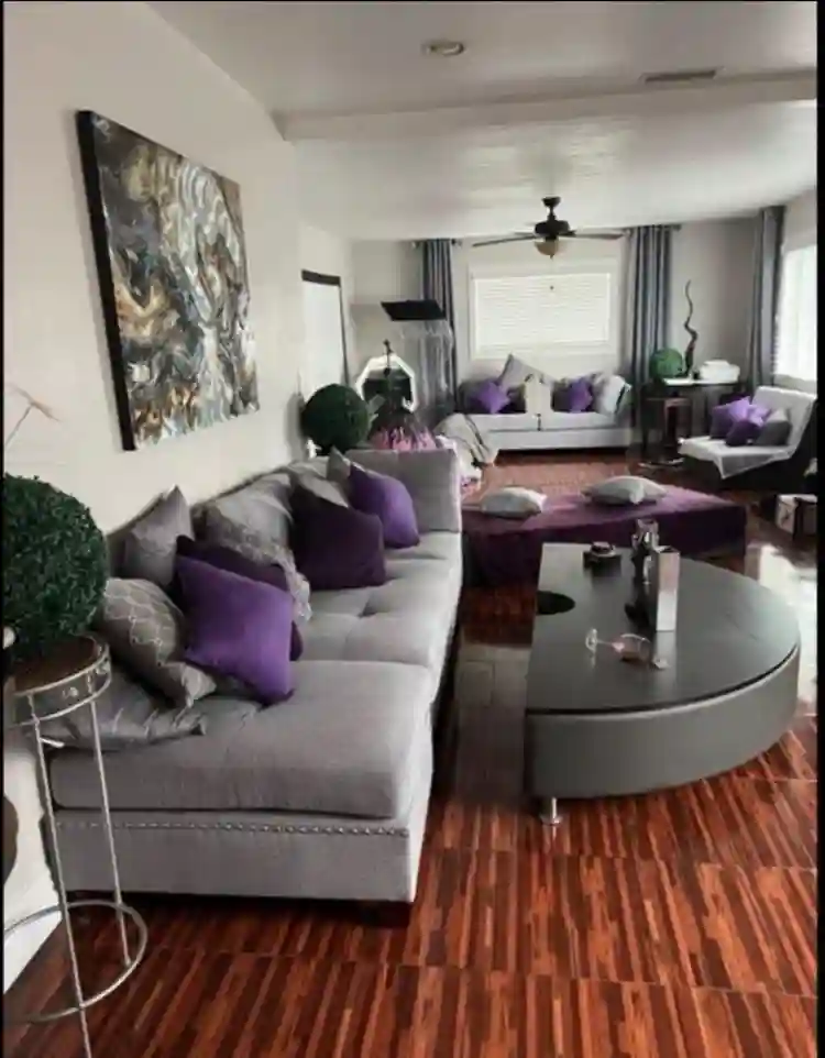 PRIVATE ROOM AVAILABLE NOVEMBER💥☀️