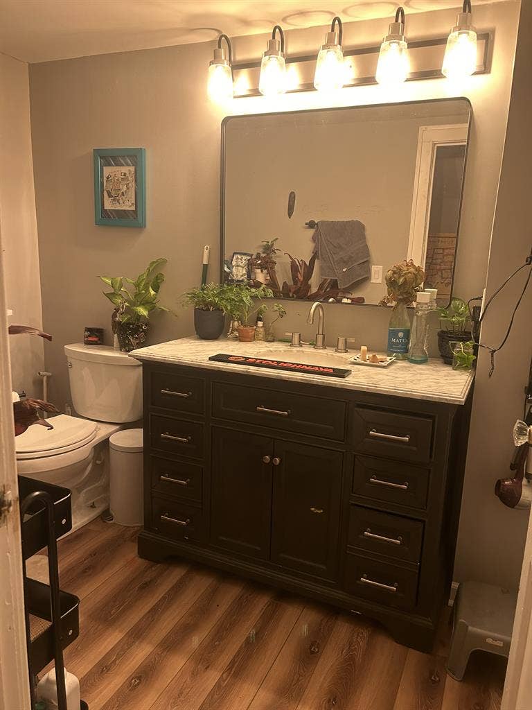 Room for Rent in Quiet Neighborhood
