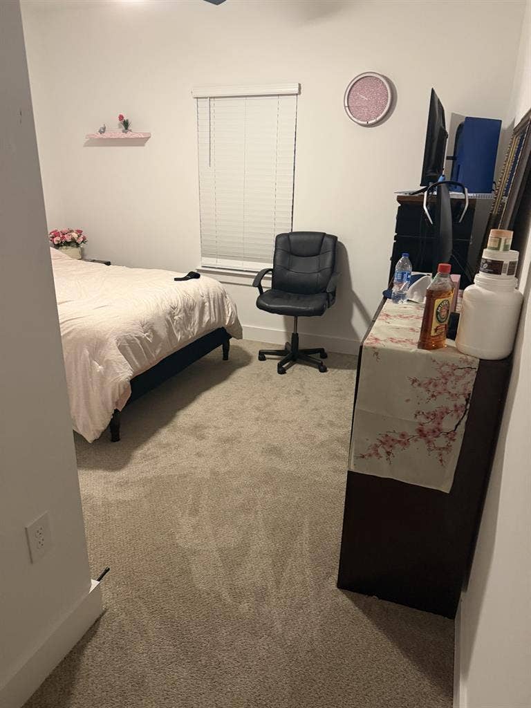 Bedroom for rent $1100 a month.