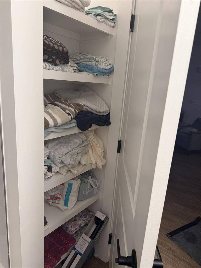 Bedroom for rent $1100 a month.