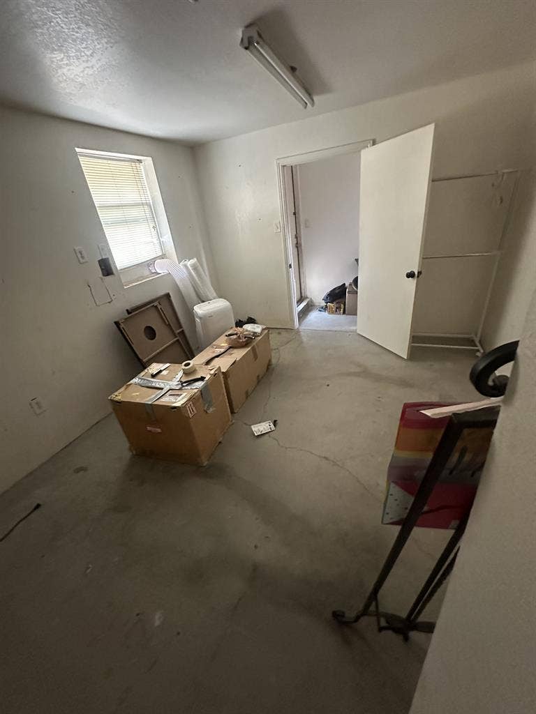Spacious room for rent