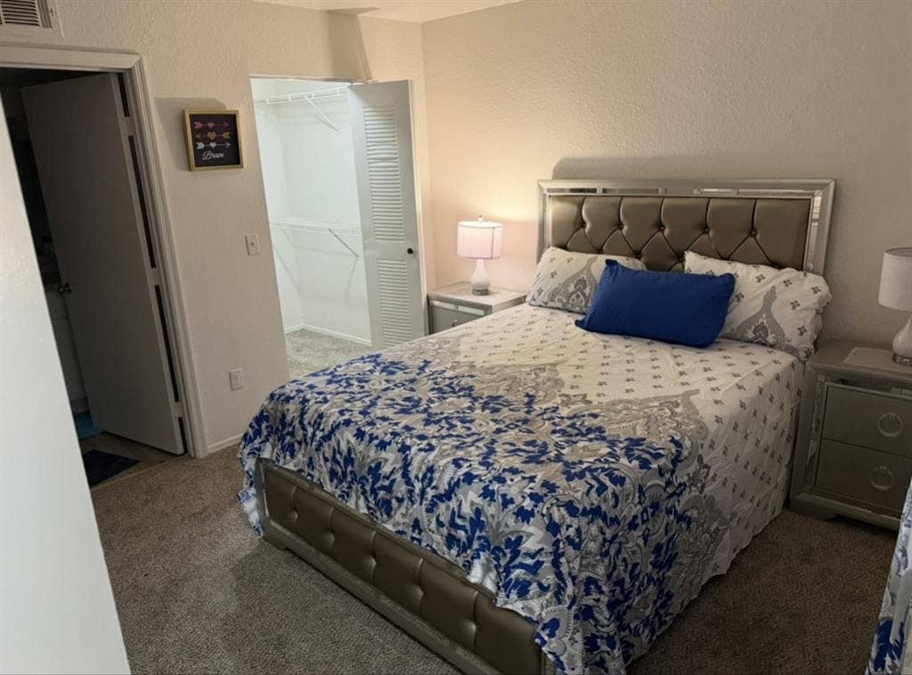 FURNISHED ROOM IN 32839