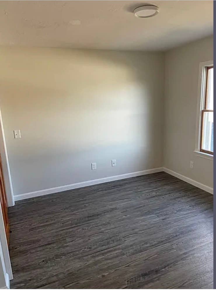 One bedroom in great location!!