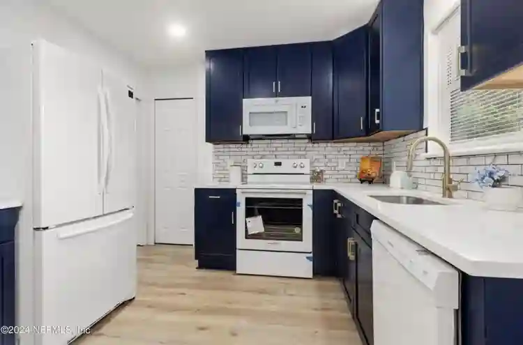 2 rooms at a home near Murray Hill