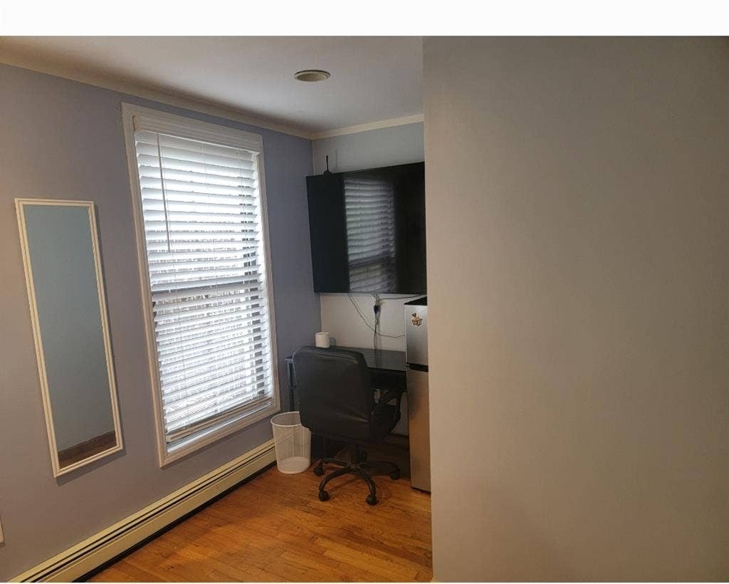 Large private room in Williamsbugh