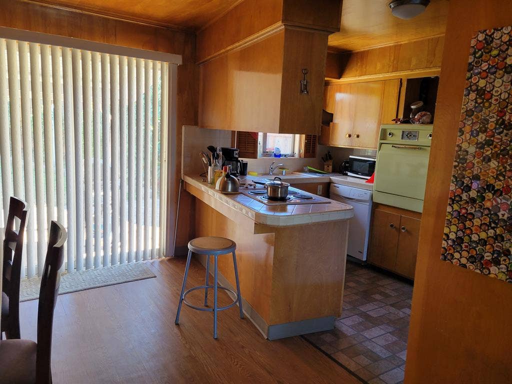 South Land Park 2 bedroom duplex