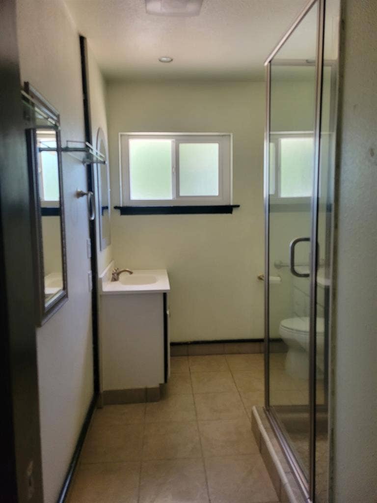 South Land Park 2 bedroom duplex