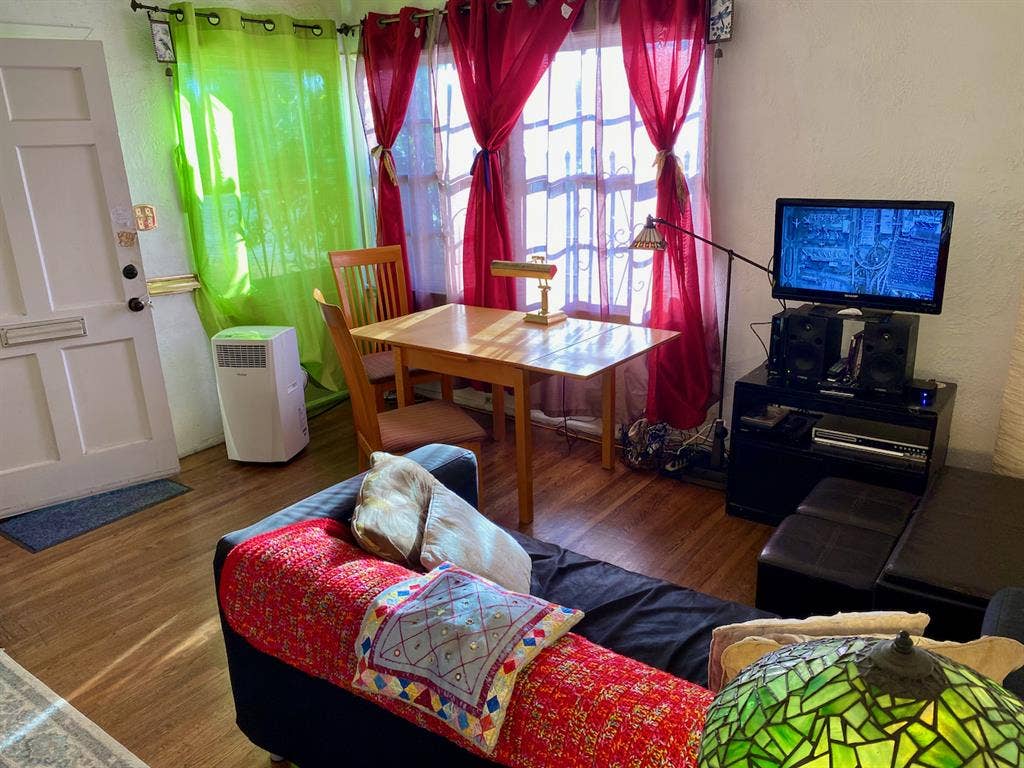 Room in Leimert Park UTIL INCLUDED!