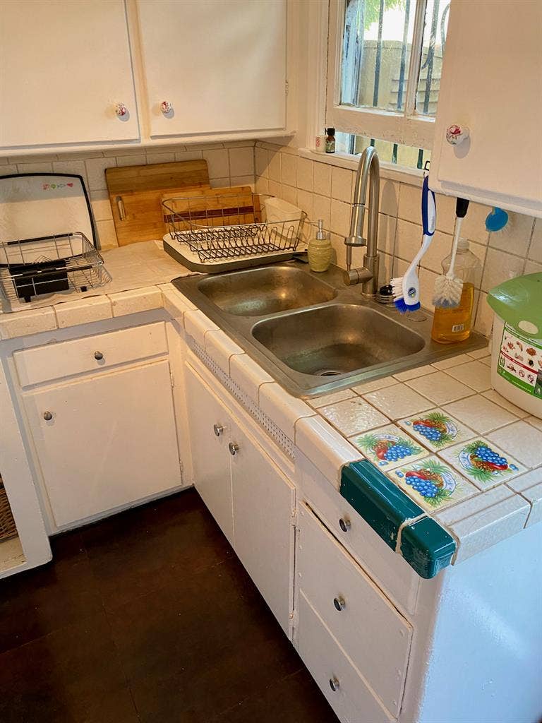Room in Leimert Park UTIL INCLUDED!