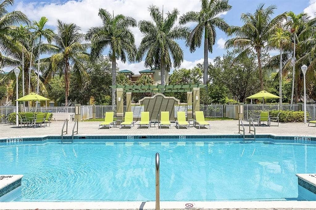 Room at 2/2 Townhouse in Boynton!