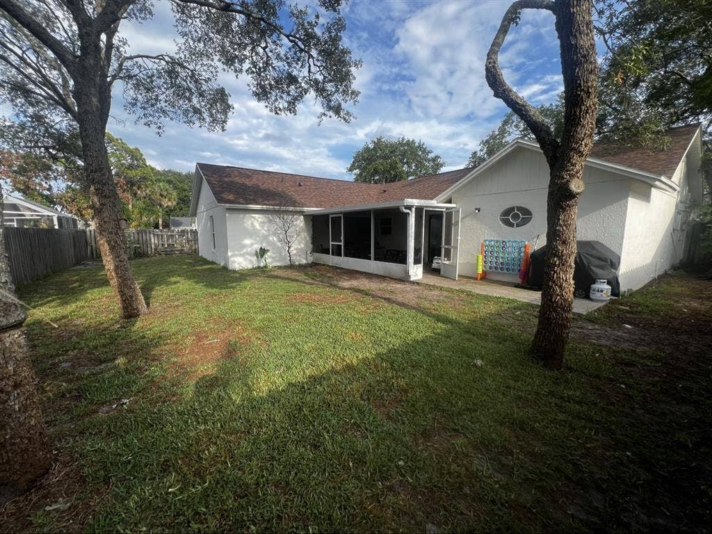 Roommate needed 4 bed 2 bath home