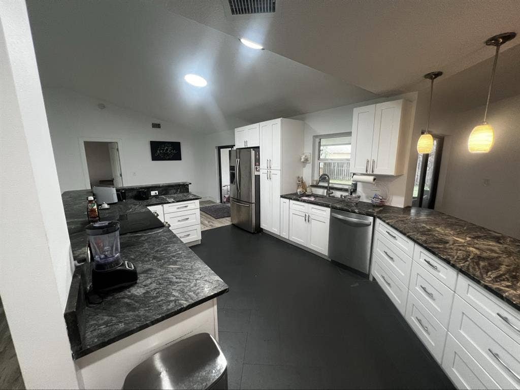 Roommate needed 4 bed 2 bath home