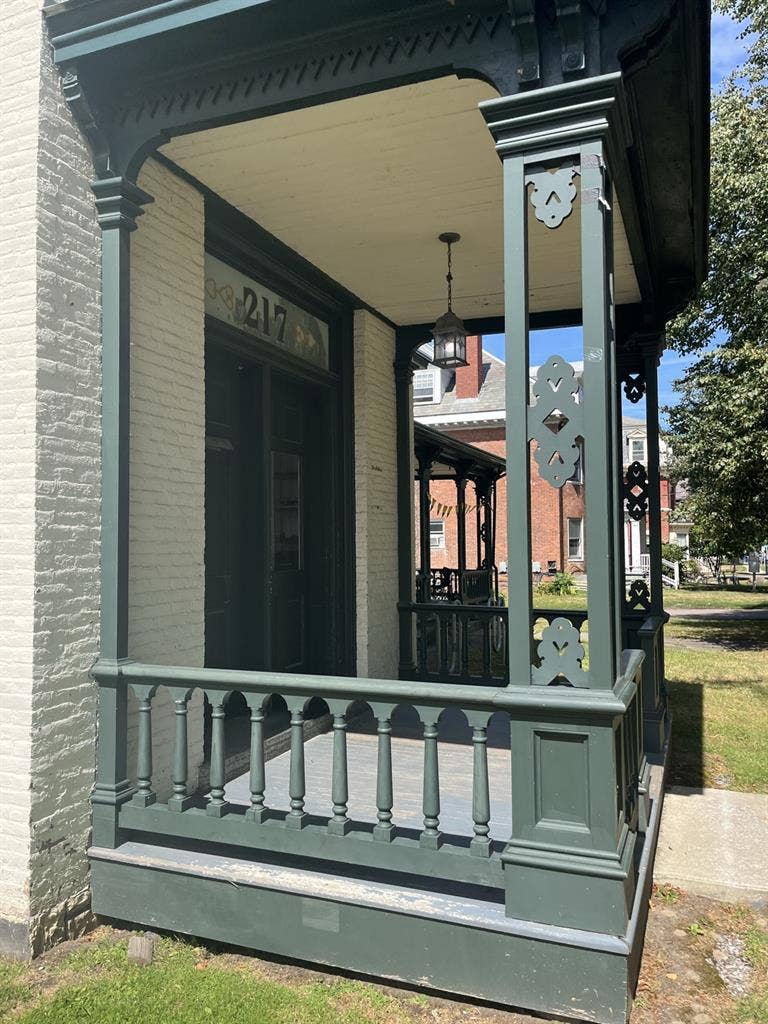 Room for rent August - May