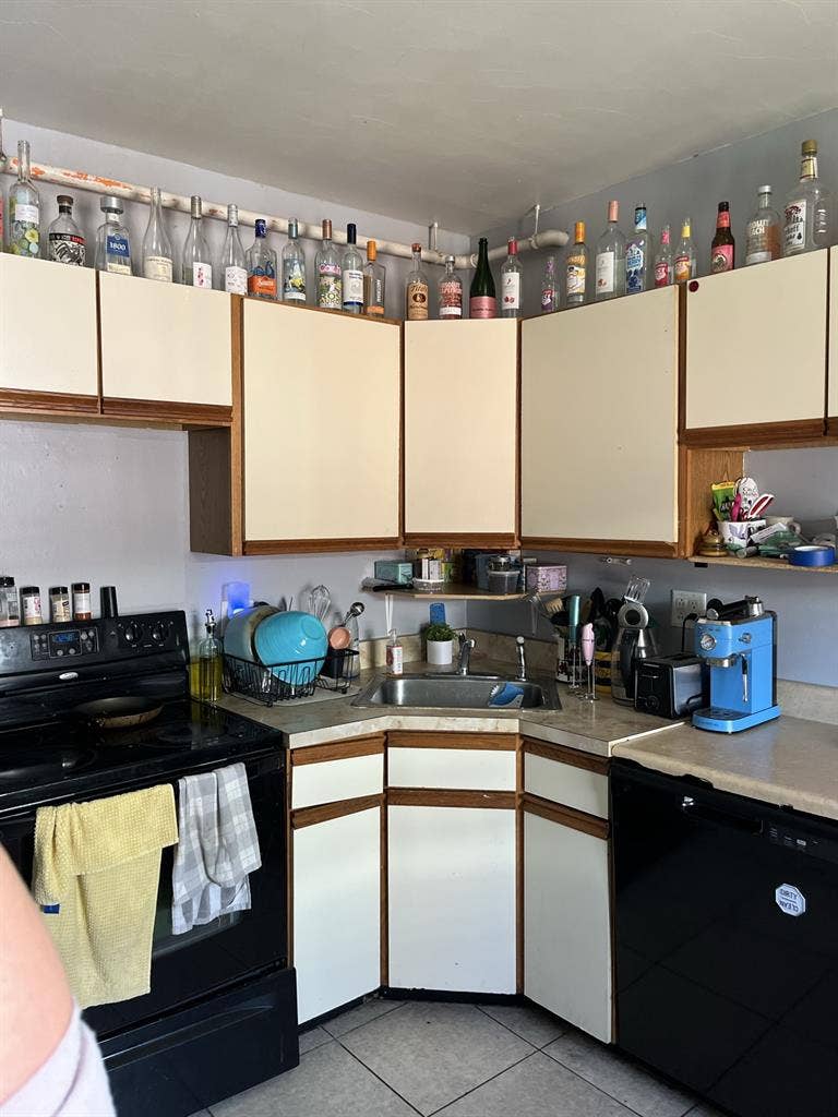 Room for rent August - May