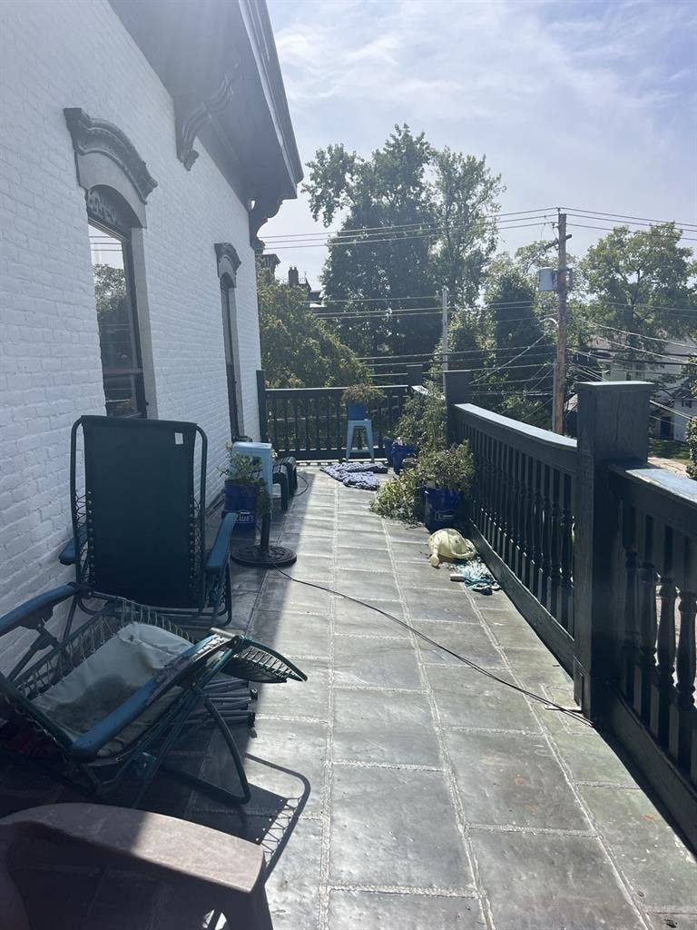 Room for rent August - May
