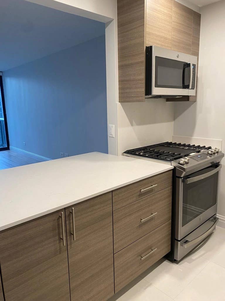 Unique Midtown Luxury Room Awaits