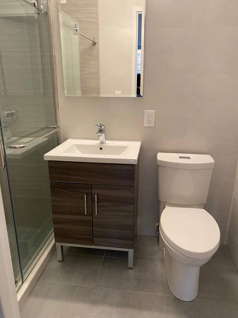 Unique Midtown Luxury Room Awaits