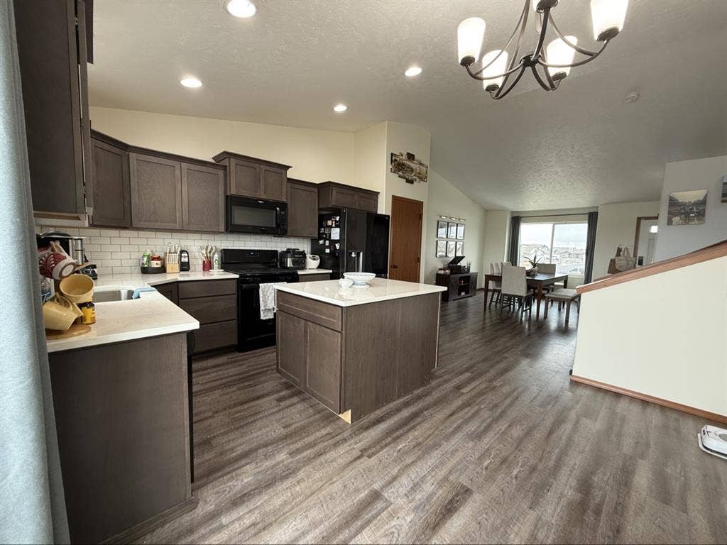 near Fairchild AFB | Available ASAP