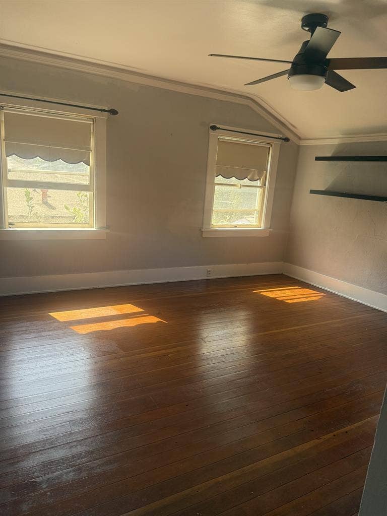 Master Bedroom for Rent (female)