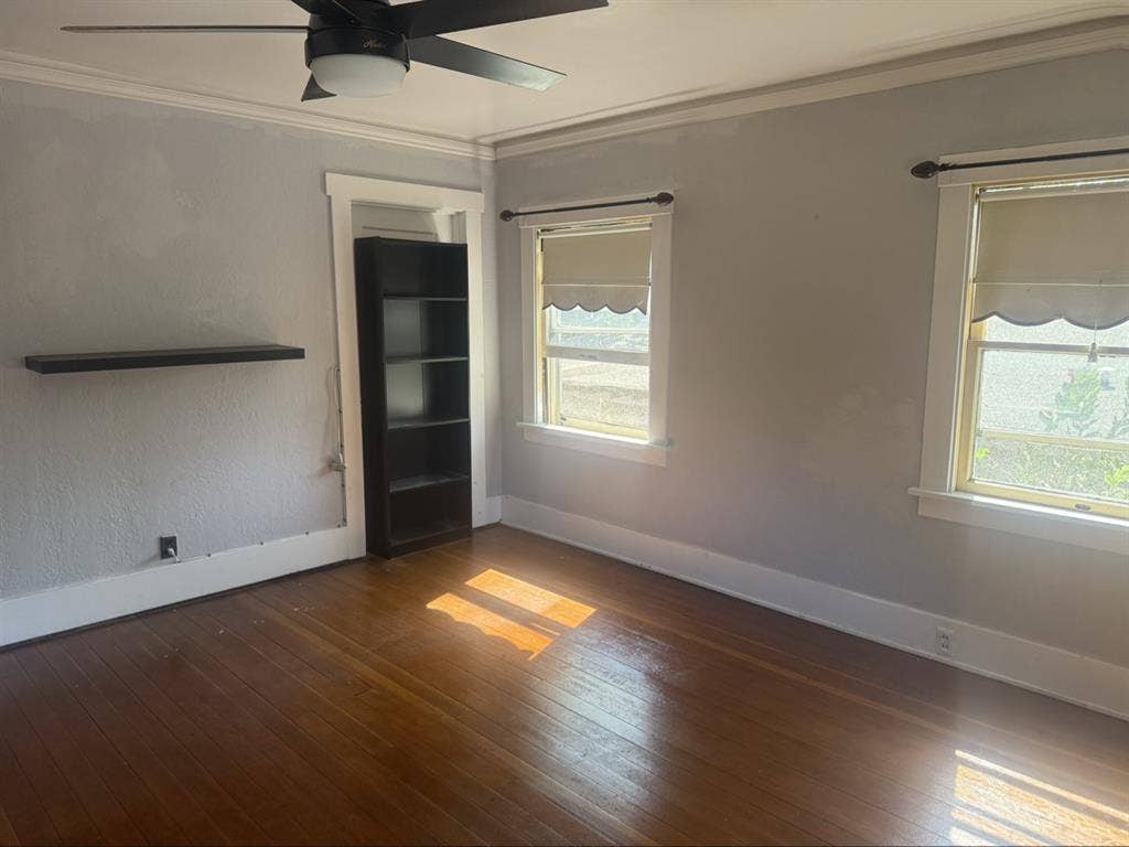 Master Bedroom for Rent (female)