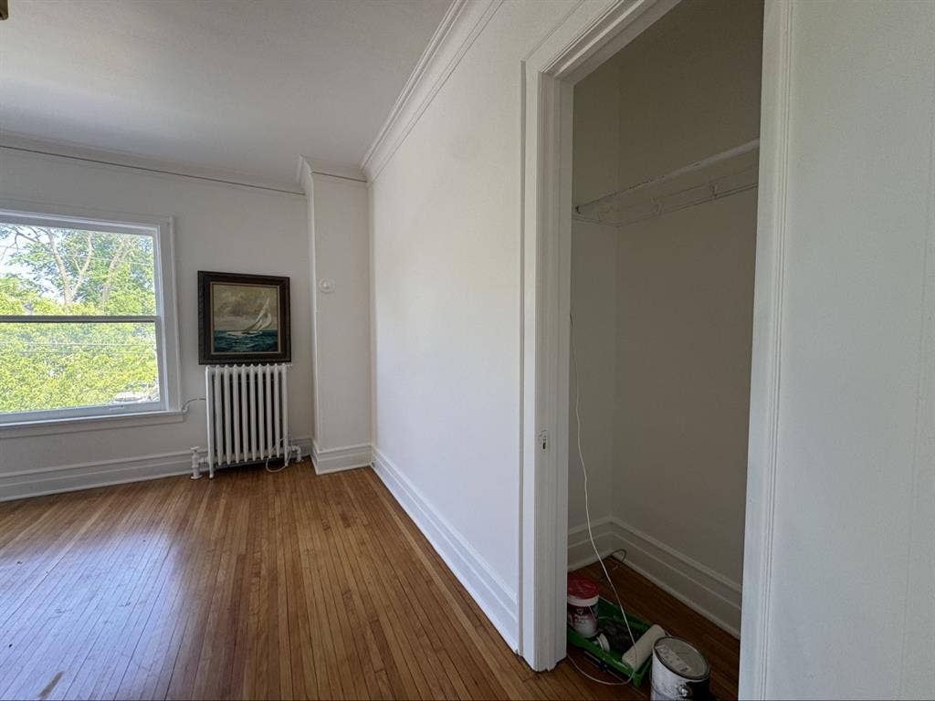 Freshly painted large room in Elgin