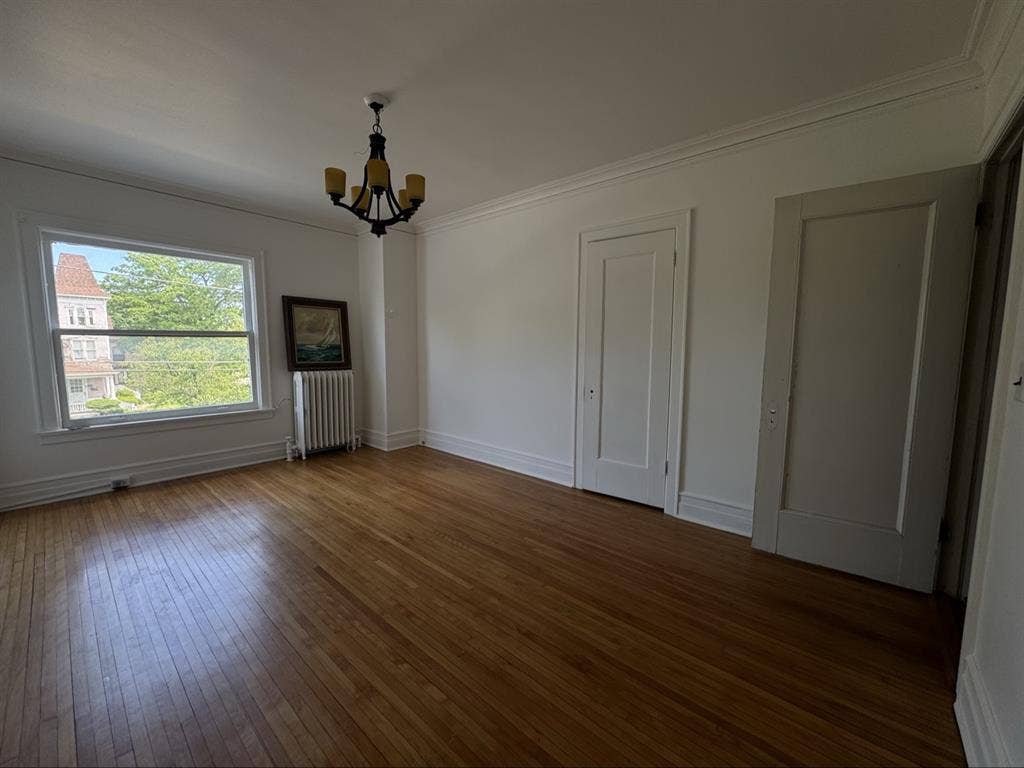 Freshly painted large room in Elgin