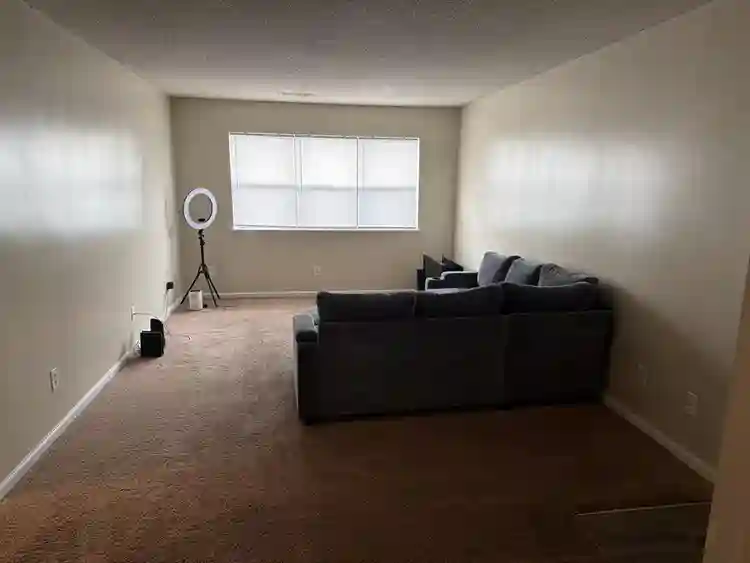 Room for rent @ Park West Apartment