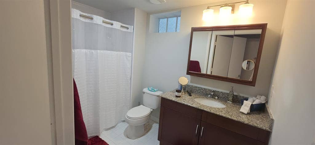 ✨ Furnished Room in Dadeland