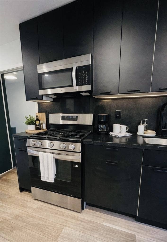 2BR in Downtown LA | Steps to Echo