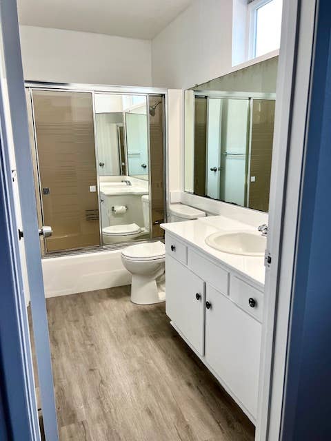 Room for Rent with shared bathroom