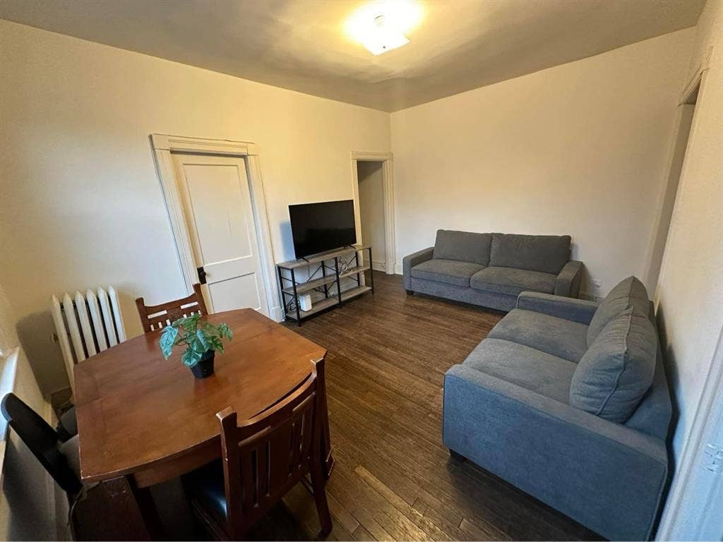 A spacious 1bedroom 1bathroom