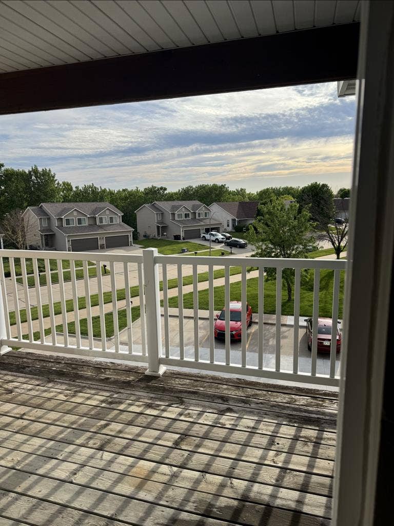Looking for Roommate