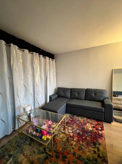 Unique Midtown Luxury Room