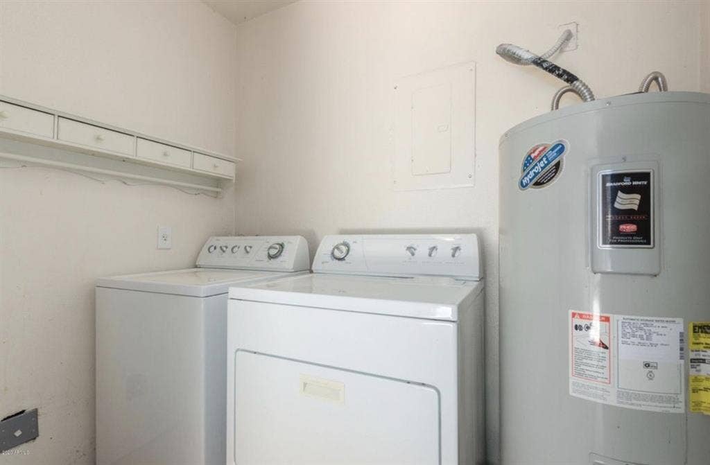 Private Bedrm/Bathrm Townhome