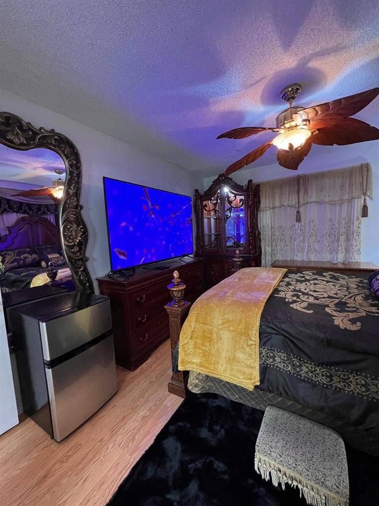 Large Room with Private Bathroom