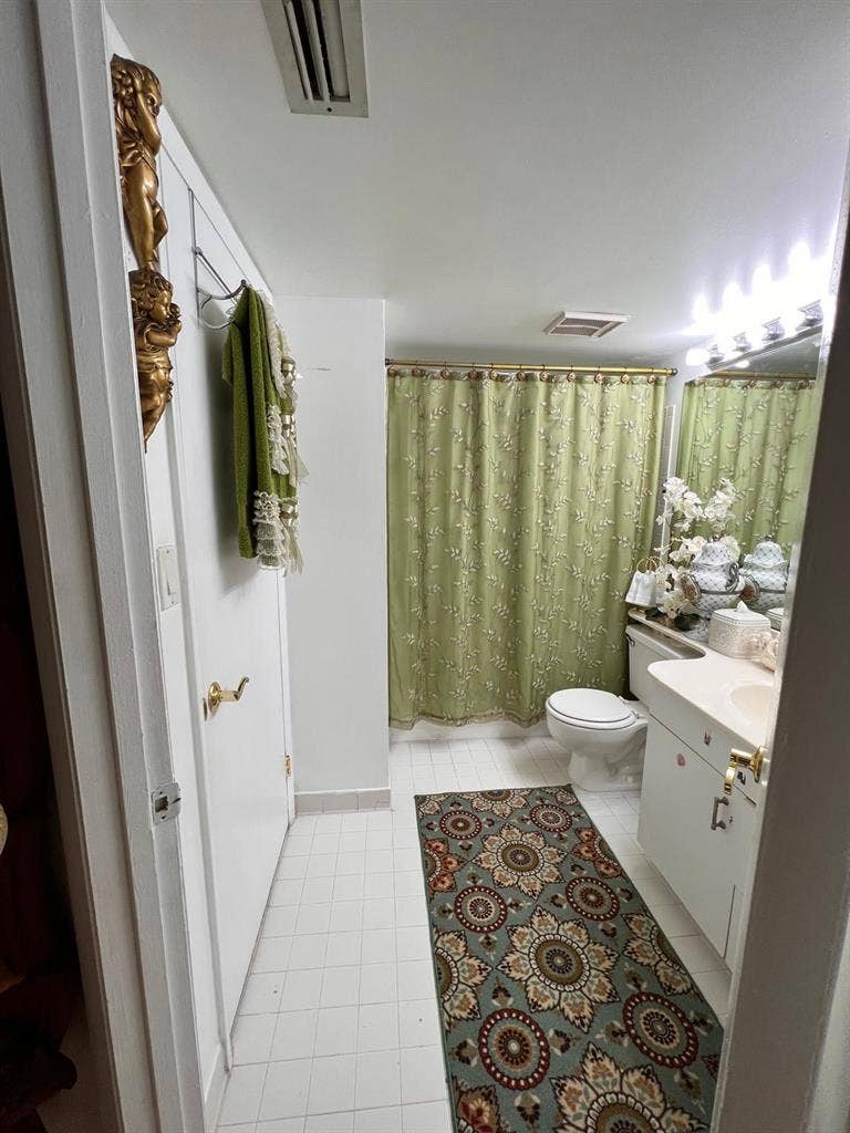 Large Room with Private Bathroom