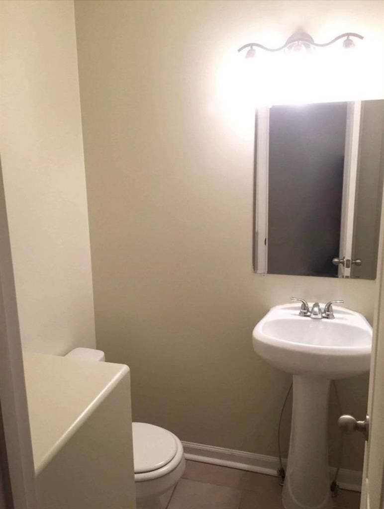 Sylvan Park two rooms available 7/1