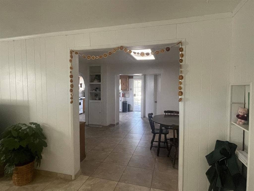 Roommate wanted