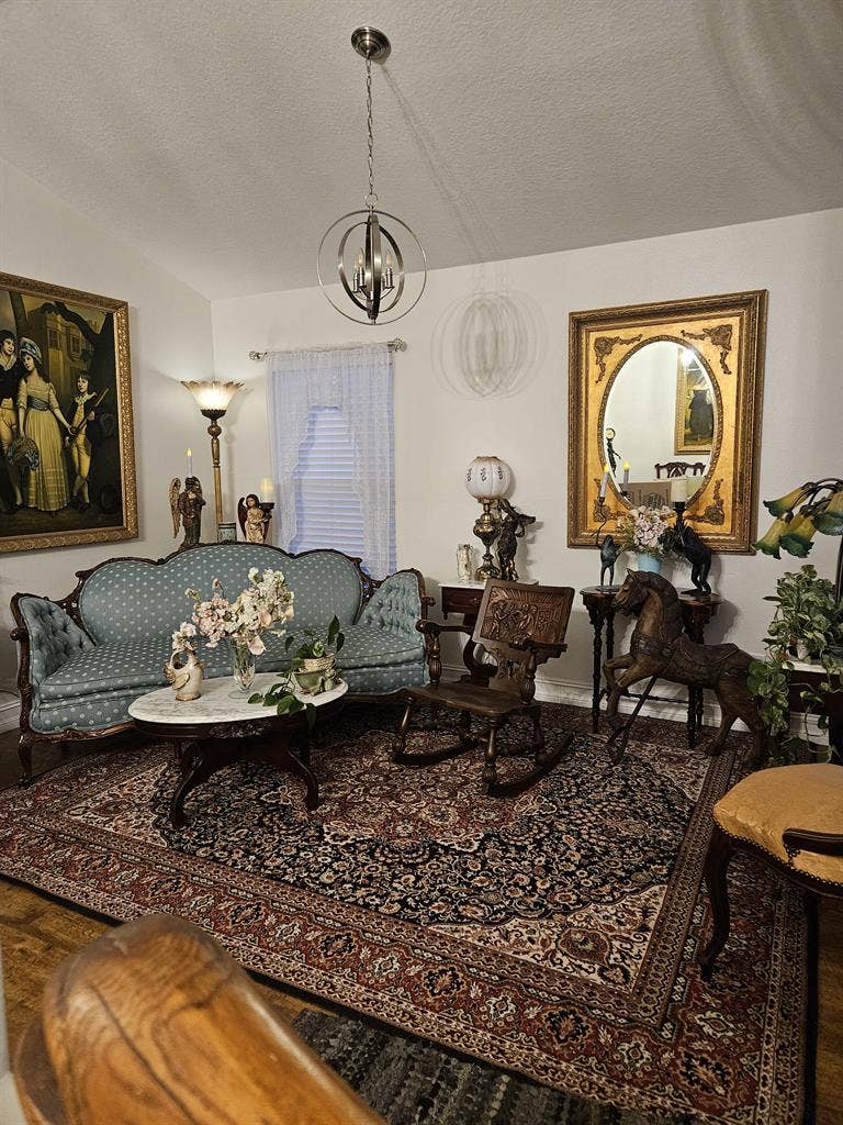 Roommate Wanted