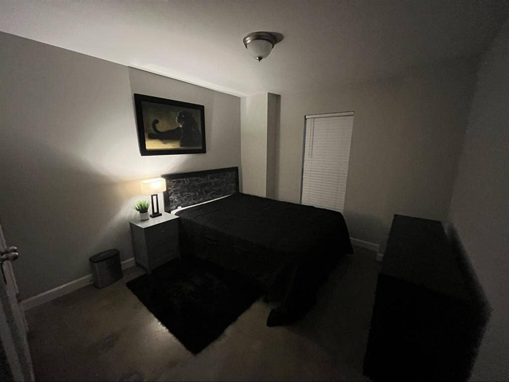 ROOM 4 RENT