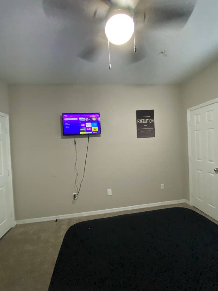 bedroom/bath 4 rent on golf course