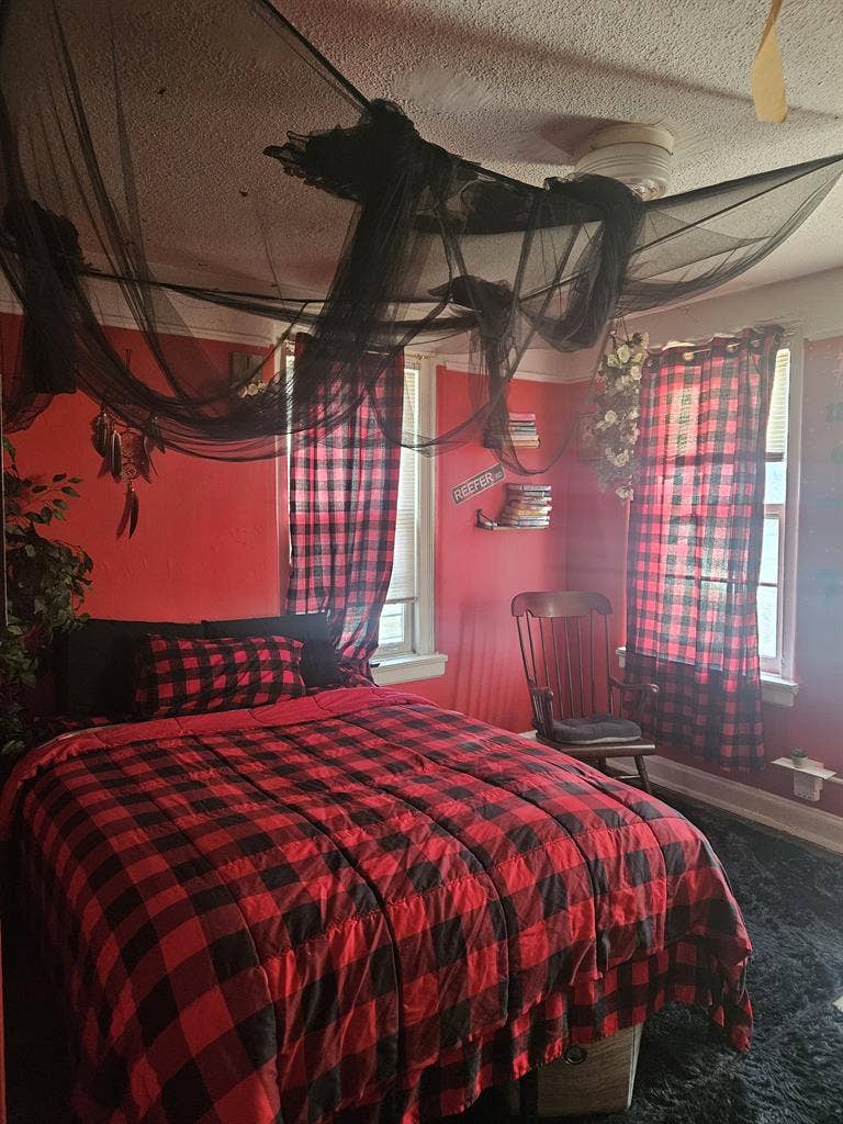 L.E.S. furnished 1 bedroom for rent