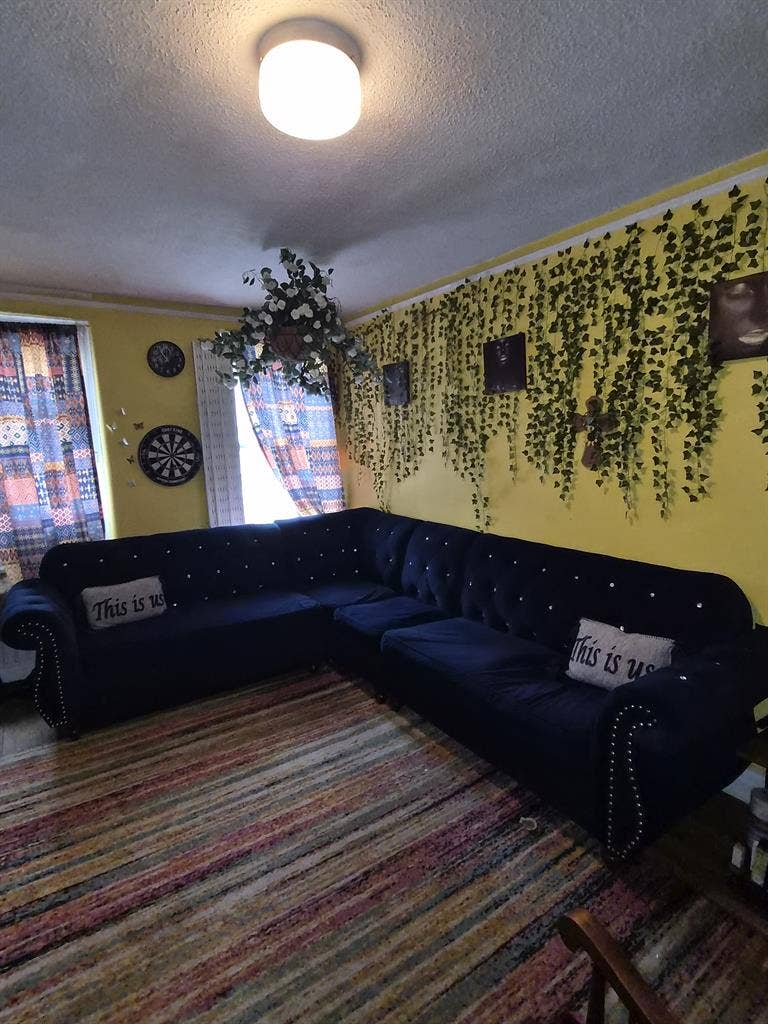 L.E.S. furnished 1 bedroom for rent