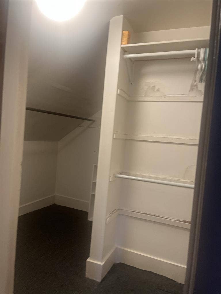 Suite for rent